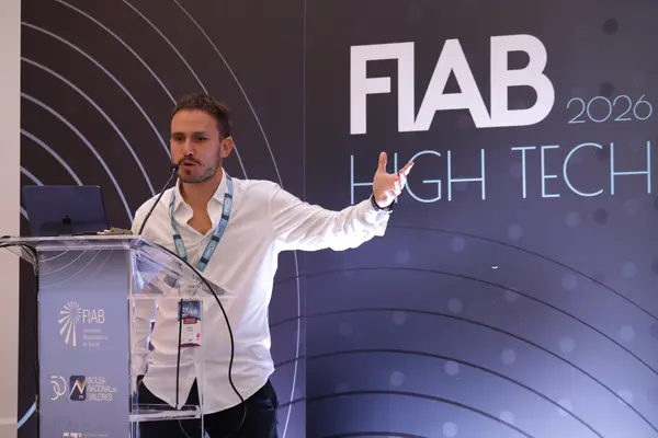 FIAB17Set2026ALRT_10105.JPG